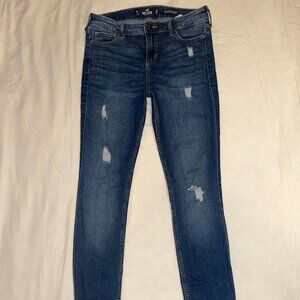 Hollister Mid-Rise Super Skinny jean size 7 long